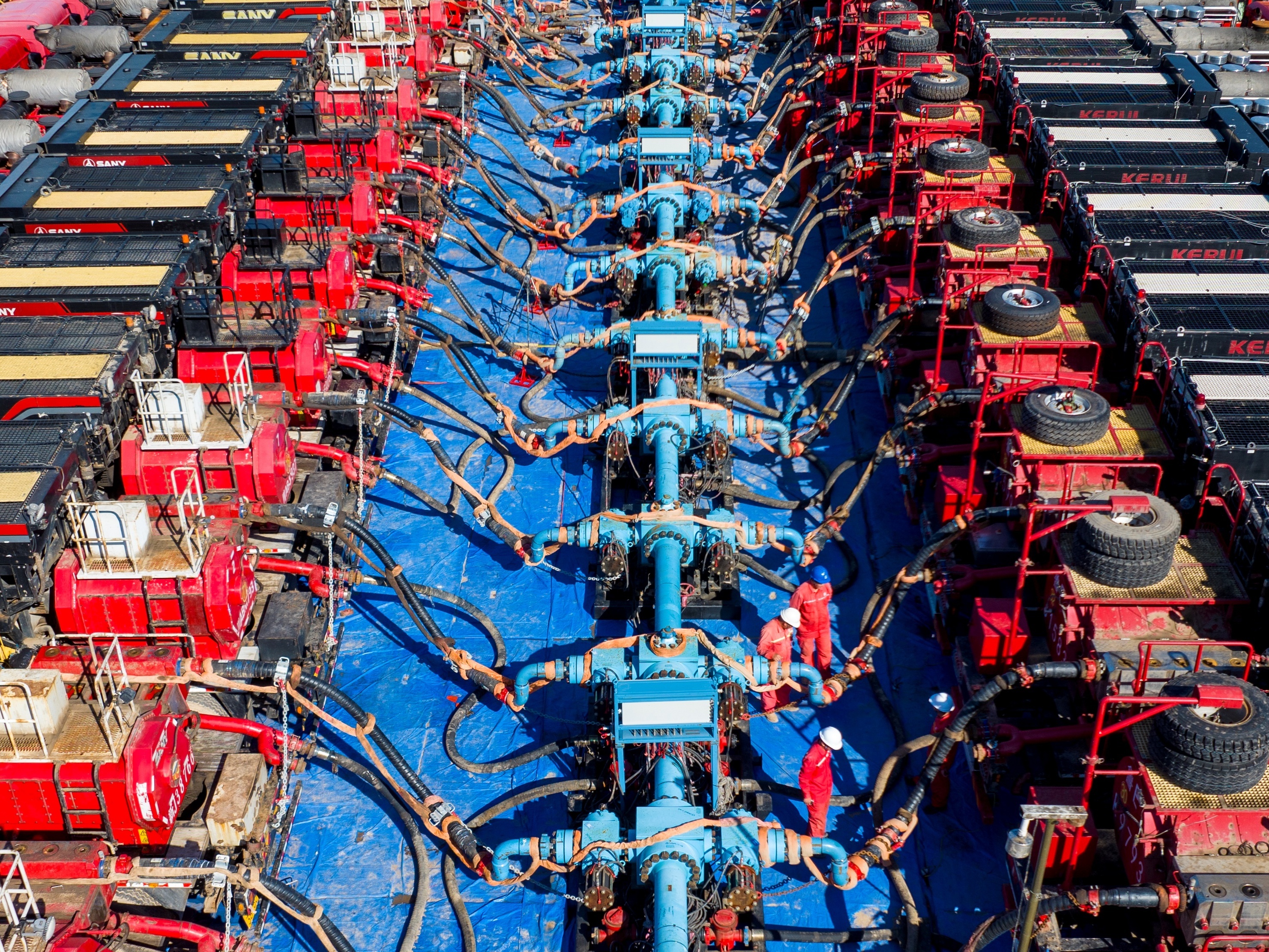 Crimp-type frac hose pressure hose